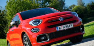 Roter, italienischer Sportwagen