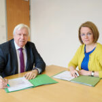 Bildungsdirektor-Heuras-und-LR-Teschl-Hofmeister_Copyright-NLK-Pfeiffer