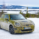 P90455257_highRes_the-new-mini-03-2022