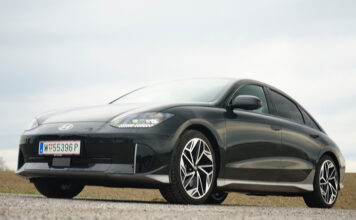 Autobahntauglicher Luxus-Stromer