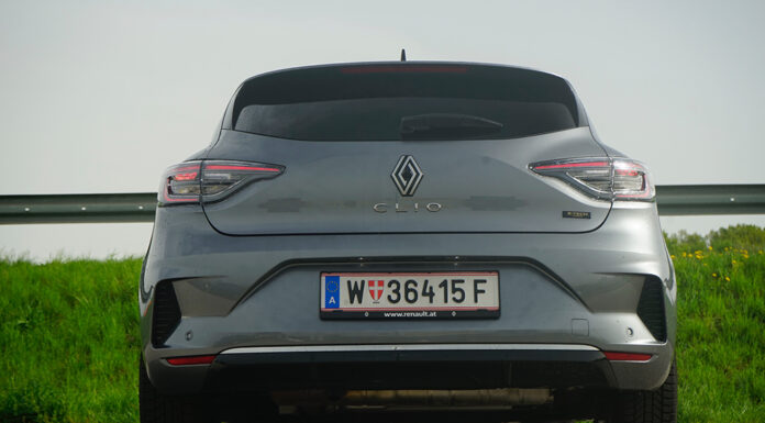 Hybrid-Antrieb verleiht Flügel