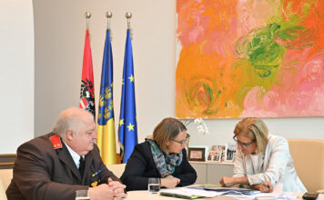 Neues Haus für die Feuerwehr Kirchschlag mit Unterstützung des Landes realisiert