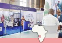 Internationale Messe in Angola