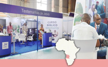 Internationale Messe in Angola