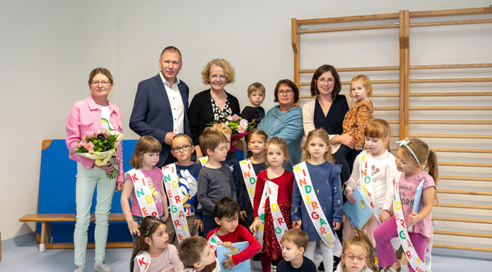 Eröffnung des grundsanierten Kindergartens in Retz