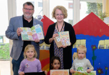 NÖ Maler machen mit Kinderbuch Lust auf ihren Beruf