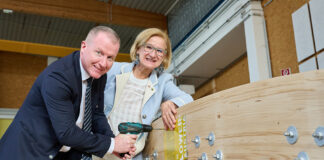 Niederösterreichisches Holzband für Österreich-Pavillon zur EXPO 2025 präsentiert