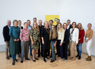 Runder Tisch gegen Gewalt an Frauen mit Fokus auf gewalttätige Kinder und Jugendliche