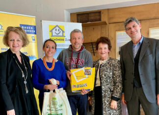 12 neue Reihenhäuser – Schlüsselübergabe in Gföhl