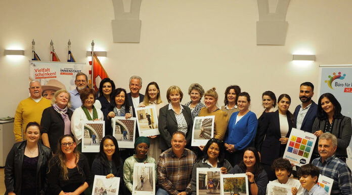 Mit St. Pöltner:innen aus aller Welt ins Jahr 2025