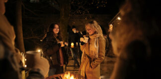 Weihnachtsmarkt „Funkelnde Familienweihnacht“ am Scheibbser Rathausplatz