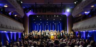 Fulminante Eöffnung in Wiener Neustadt