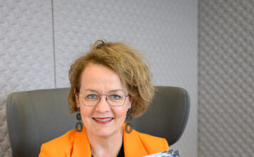 NÖ Familienpass: Vorweihnachtliches Lesevergnügen mit der „Familienzeit“