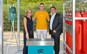 LH Mikl-Leitner gratuliert Niederösterreicher Lukas Renz zum Titel „Bestes Start-Up Österreich 2024“