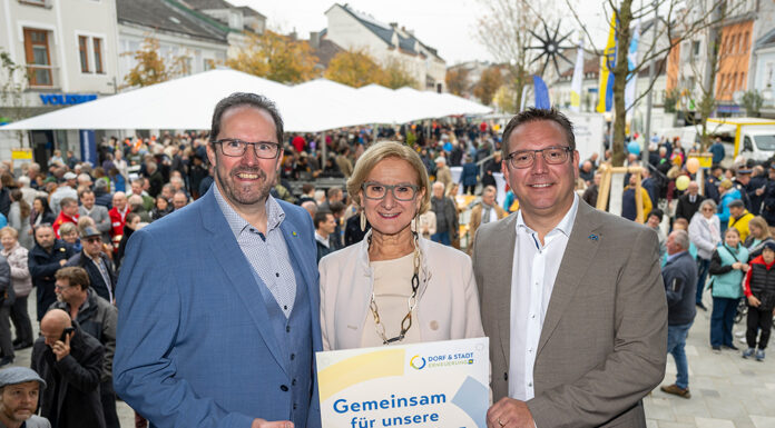 Neuer Hauptplatz in Amstetten eröffnet