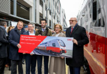 Neuer ÖBB-Cityjet Doppelstock in St. Pölten präsentiert