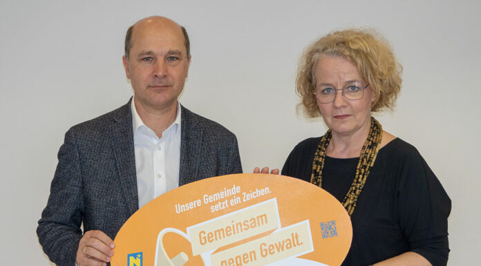 Gegen Gewalt an Frauen: Gemeinden vor den Vorhang