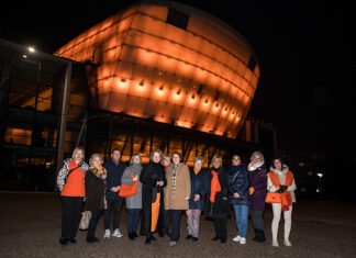 „Orange the World“