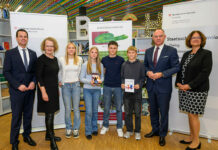 „RE#work“: Extremismusprävention an Schulen