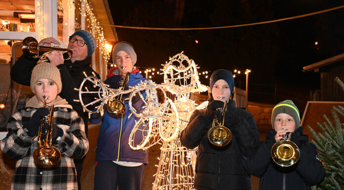 Das Christkindl Postamt im Kurpark ist eröffnet
