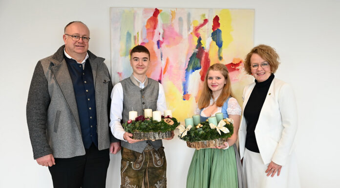 Floraler Adventzauber der Fachschule Gießhübl