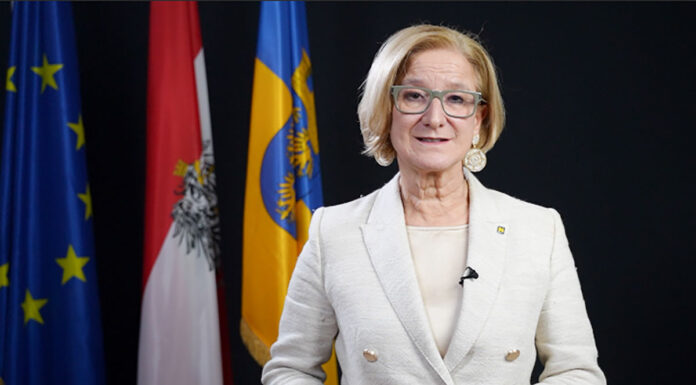 Landeshauptfrau übermittelt Weihnachtsgrüße