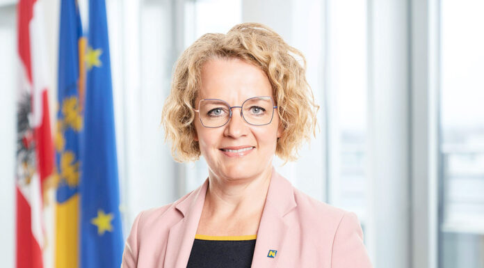 „NÖ Pflege- und Betreuungsscheck für das Jahr 2024 noch bis 31. Dezember beantragen“