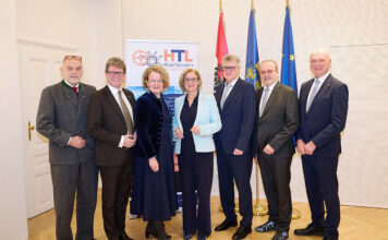 Modernisierung der HTL Karlstein auf Schiene