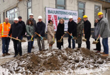 Spatenstich für Ausbau der Kinderbetreuung in Steinakirchen am Forst