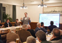 Volles Haus bei Infoveranstaltung zu Energiegemeinschaften