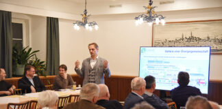 Volles Haus bei Infoveranstaltung zu Energiegemeinschaften