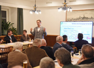 Volles Haus bei Infoveranstaltung zu Energiegemeinschaften