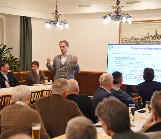 Volles Haus bei Infoveranstaltung zu Energiegemeinschaften