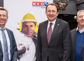 St. Pöltner Bürgermeister Gast beim Industrielunch der Sparte Industrie der Wirtschaftskammer NÖ