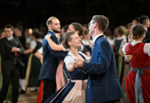 Ein fulminanter Auftakt für die Ballsaison 2025