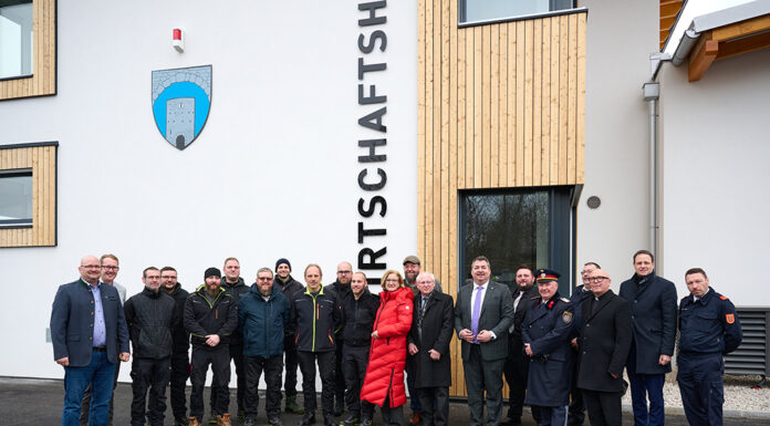 Neuer Wirtschaftshof in Wöllersdorf-Steinabrückl eröffnet