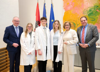 Land Niederösterreich finanziert fünf Stipendien für Medizinstudierende der DPU Krems/Wr. Neustadt