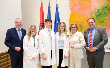 Land Niederösterreich finanziert fünf Stipendien für Medizinstudierende der DPU Krems/Wr. Neustadt