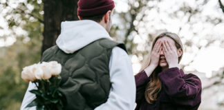 Valentinstag 2025: NÖ Handel und Floristen als ideale Partner für das passende Geschenk