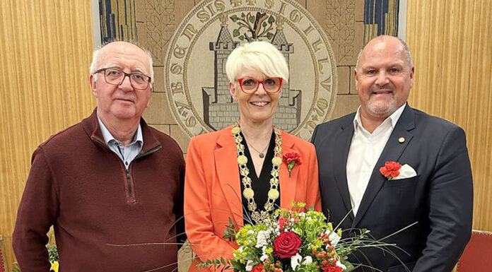 Ybbs vertraut auf Bürgermeisterin Ulrike Schachner: Wiederwahl im Gemeinderat