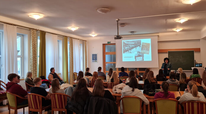 Zeitzeugenprojekt in der HLW Haag: 11jährige stellt sich mutig in den Weg