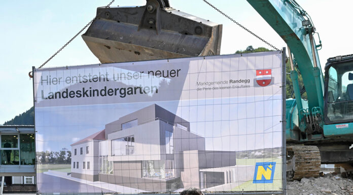 371 Gruppen für Kinderbetreuung in Betrieb gegangen