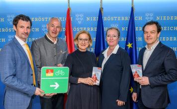 Radfahren entlang der „Schlösserreich Runde“ im Marchfeld