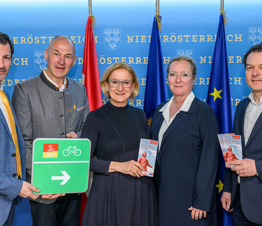 Radfahren entlang der „Schlösserreich Runde“ im Marchfeld
