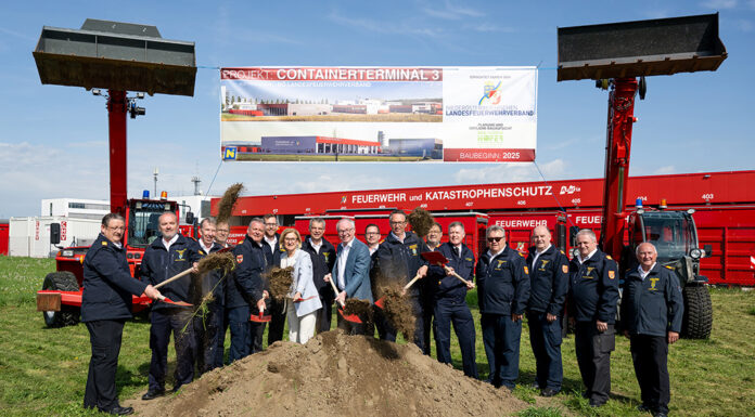 Spatenstich für neues Container-Terminal in Tulln