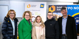 Schlüsselübergabe der neuen Wohnhausanlage in Stockerau