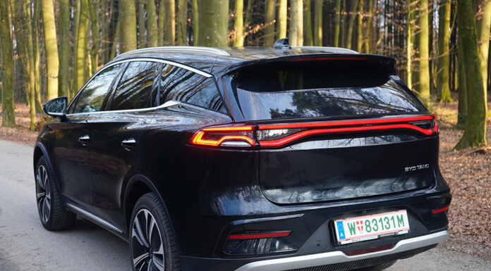 Vollelektrisches High-End SUV