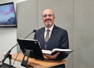 Gastredner Ludwig Klarer besucht zweimal Enns