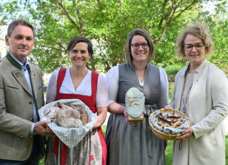 Frischgebackene Brotsommelière an Fachschule Pyhra