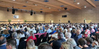 Kongress von Jehovas Zeugen in Wieselburg begeisterte 1.322 Besucher